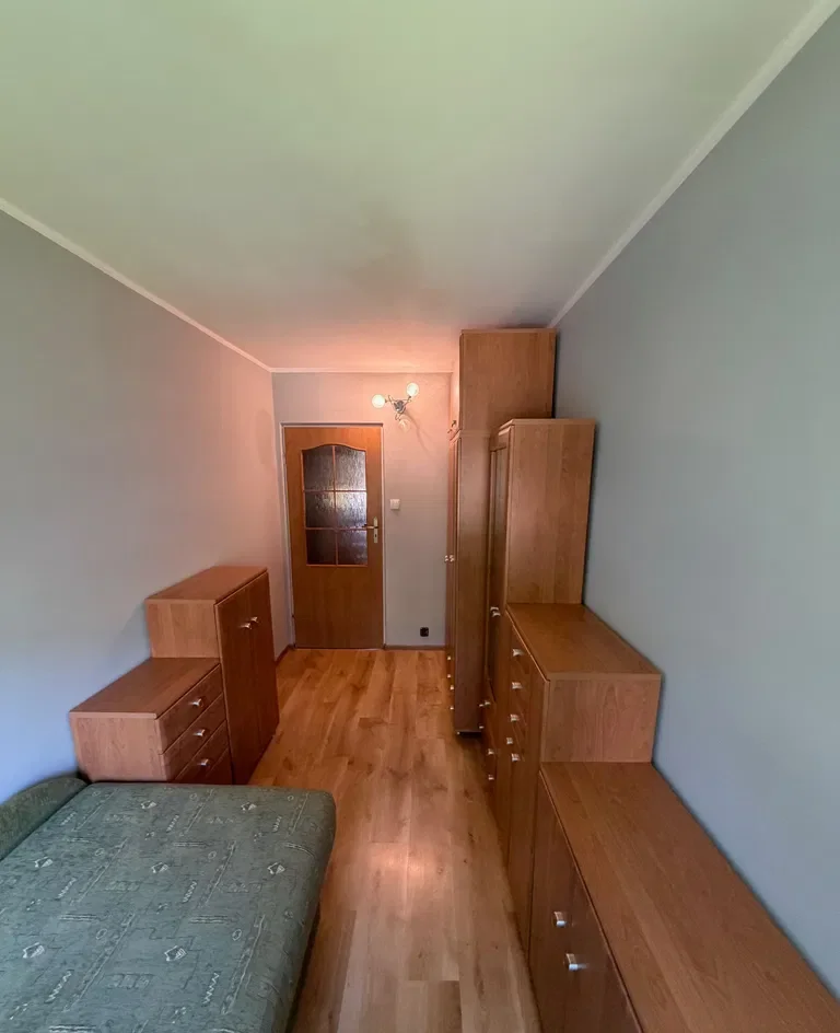 Wynajmę 3 pokojowe mieszkanie balkon piwnica - zdjęcie 3