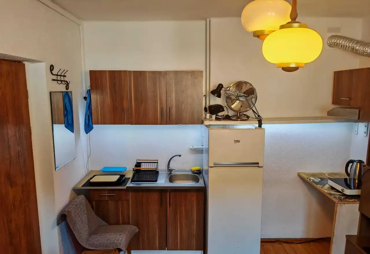 Kawalerka-all inclusiv:prąd,woda,net1Gb/s z WiFi,TV,Parking,Kaucja0zl! - zdjęcie 8