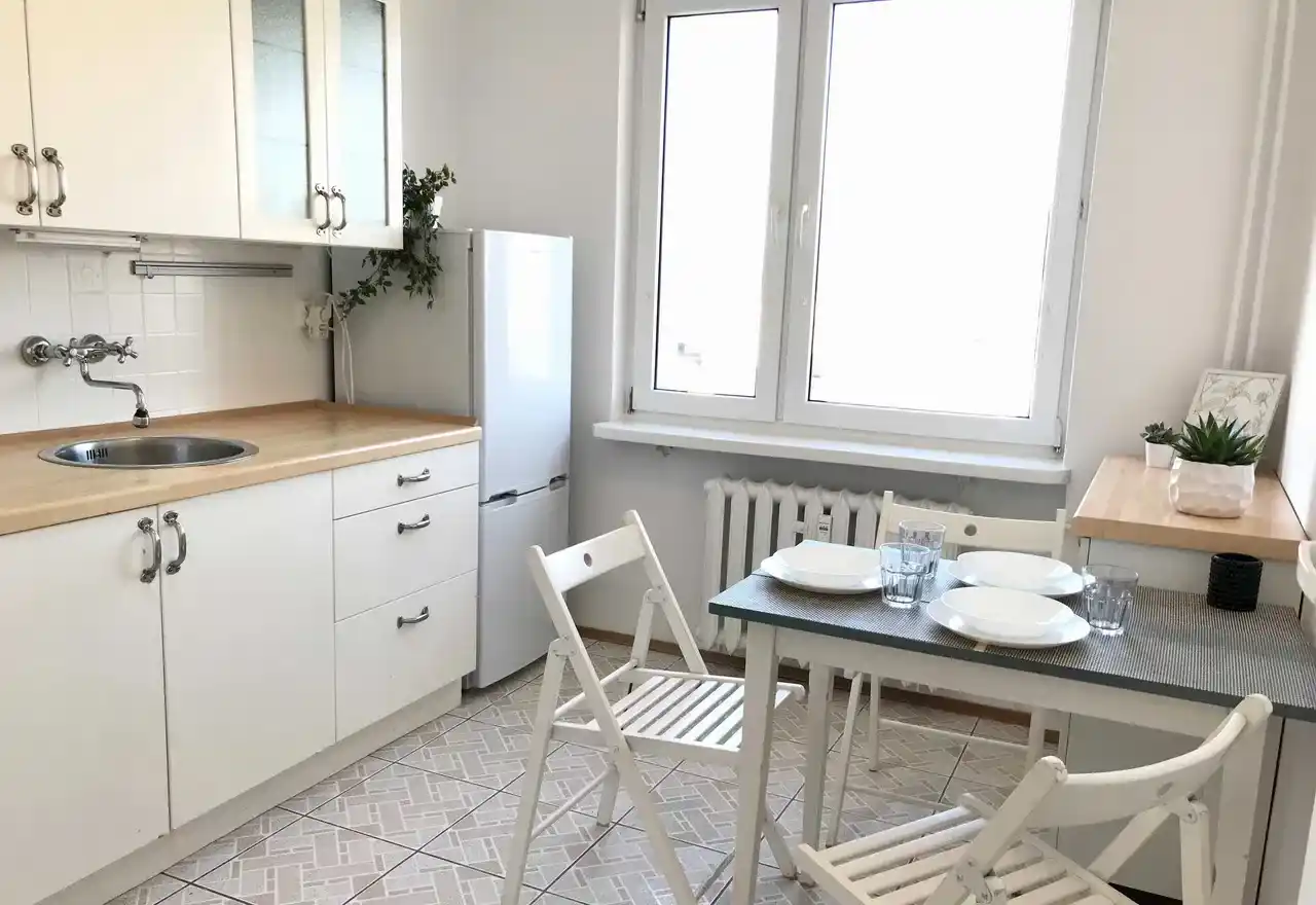 Pokój komfortowy 12m2 Gdynia Centrum, w dużym 3pok. mieszkaniu - zdjęcie 4