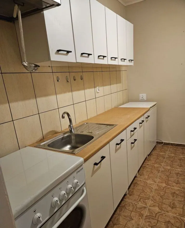 Pereca - 2 osobne pokoje, balkon, bez mebli - zdjęcie 9
