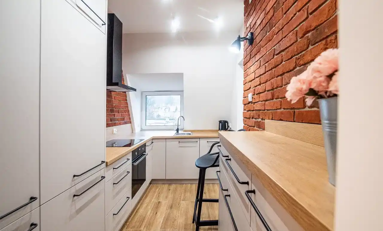 Urokliwy POKÓJ 1os z balkonem- Gdańsk Oliwa UG Olivia Business 19m2 - zdjęcie 7