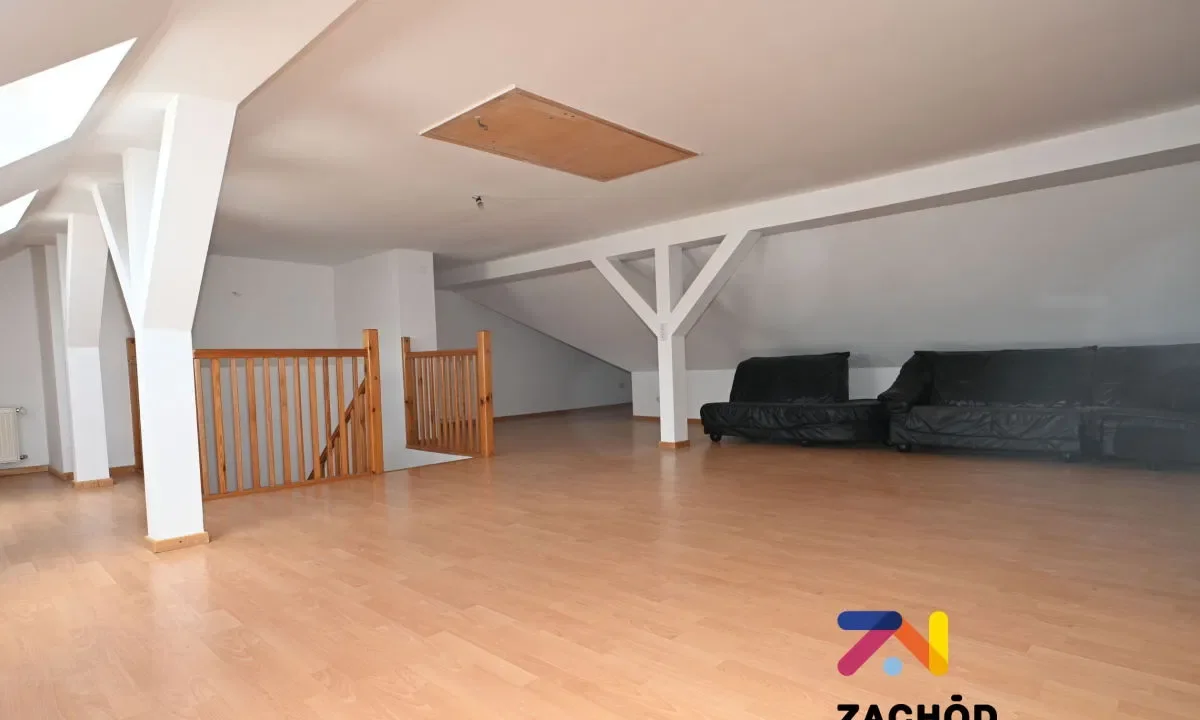 Dom szereg z lokalem na działalność,180m - zdjęcie 9
