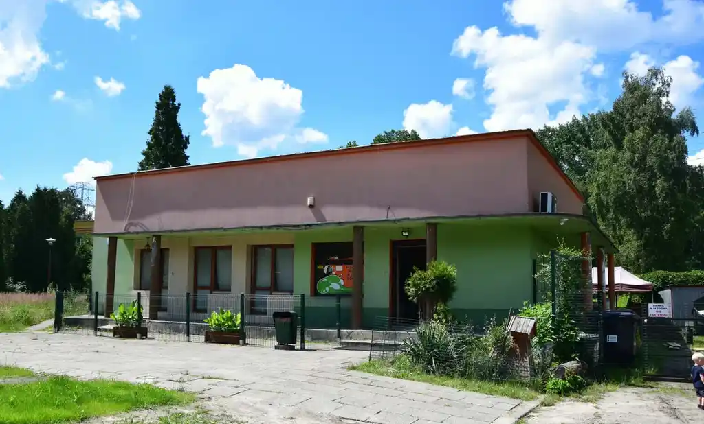 Pokoje przy Elektro Mobility (Izera), Blok Energetyczny 910 i Elektro. - zdjęcie 2