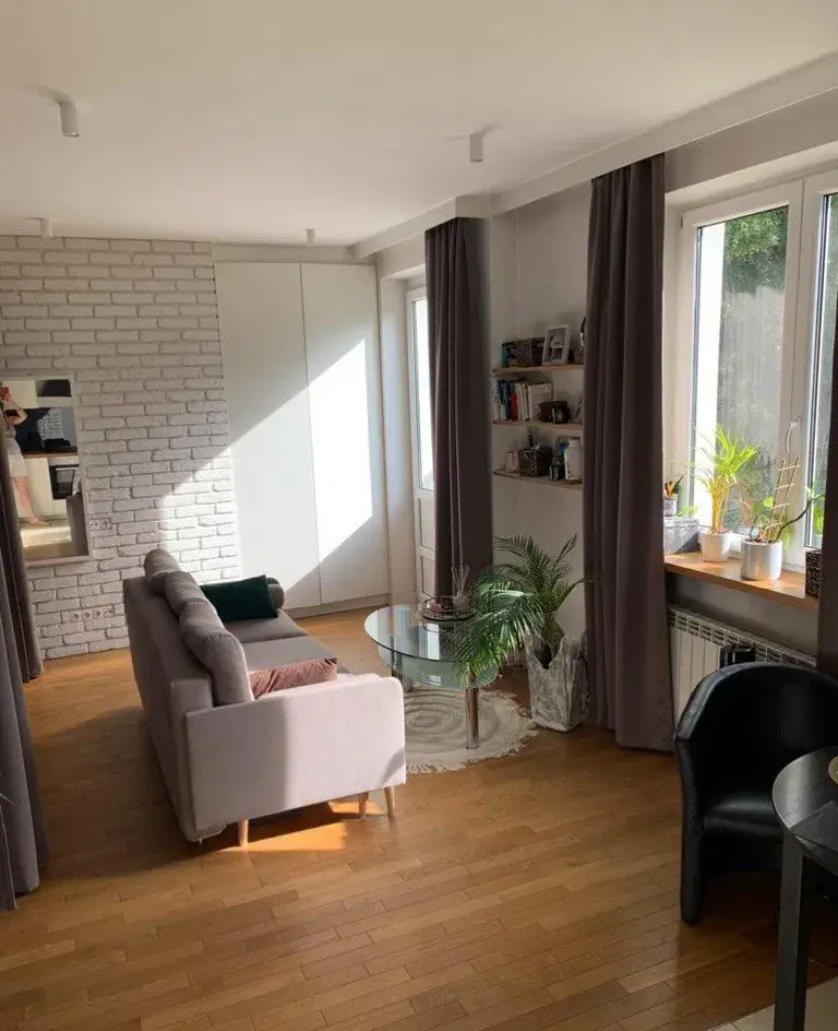 Przestronne studio na Paryskiej Saska Kepa - zdjęcie 3