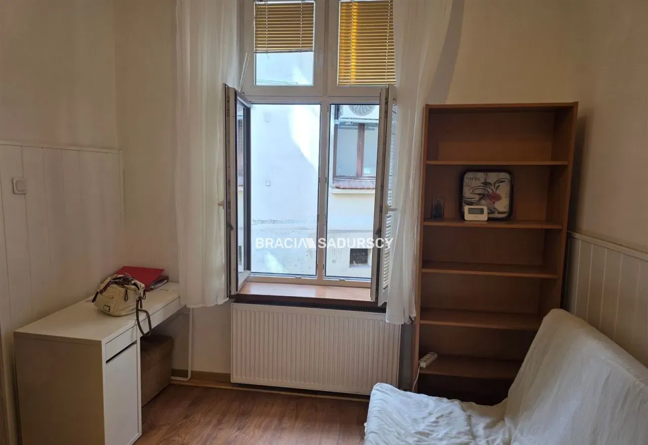 Do wynajęcia od zaraz funkcjonalna kawalerka - zdjęcie 7