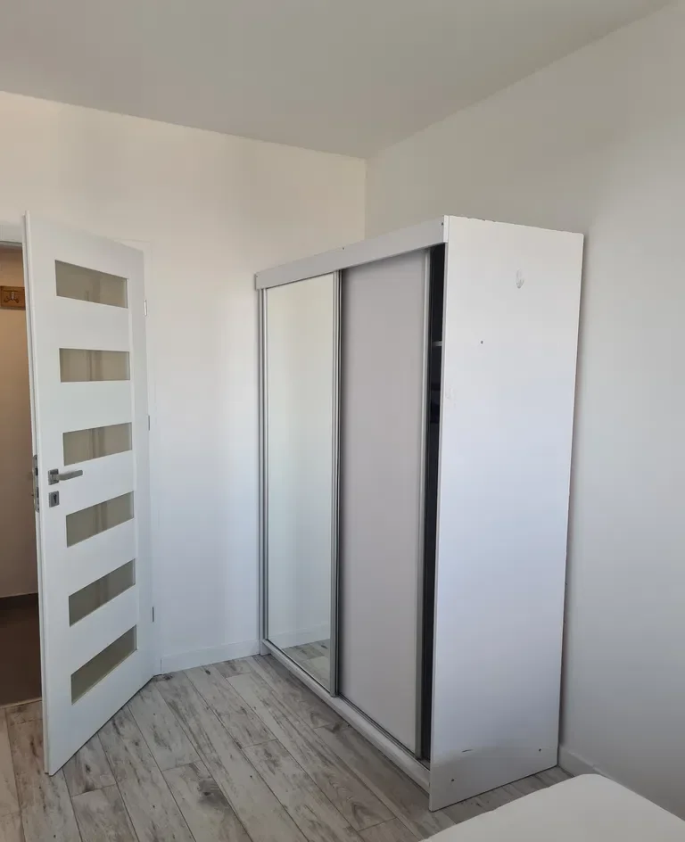 Wynajmę mieszkanie, 72 m2, 4 pokoje, ul. Ostrobramska 73c - zdjęcie 4