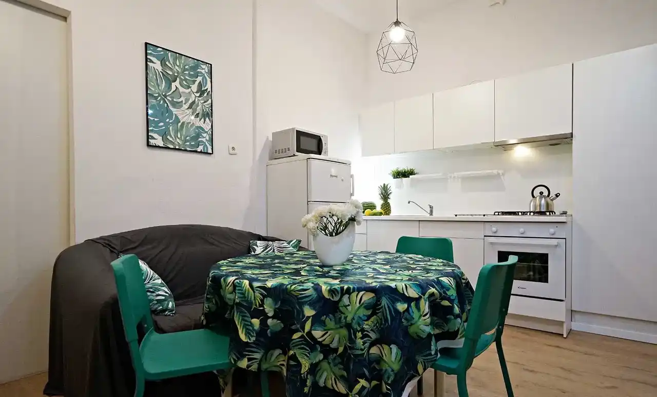 Pokój jednoosobowy z prywatnym balkonem - zdjęcie 6