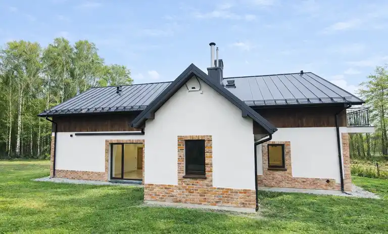 Luksusowy dom w sercu lasu – 1,5 ha prywatności - zdjęcie 3
