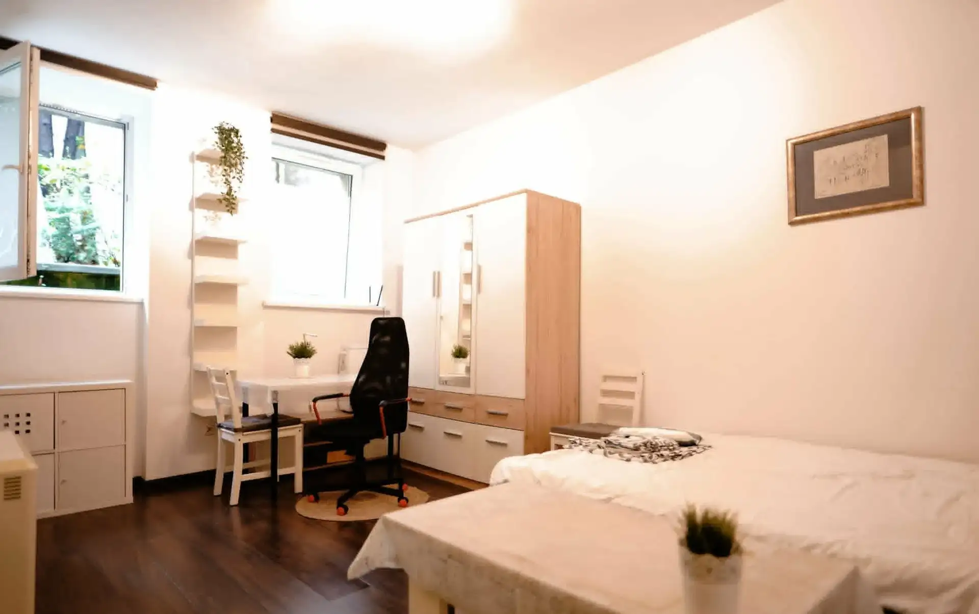 Przytulne studio w samym centrum, ul. Lubicz - zdjęcie 2