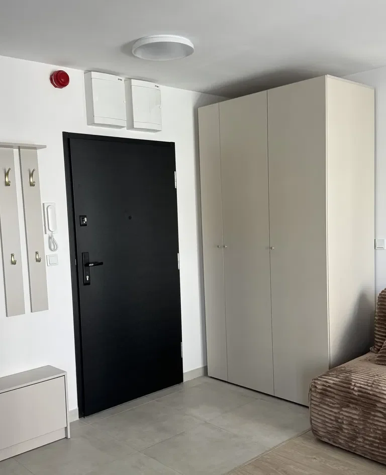 Mieszkanie na wynajem z balkonem we Wrocławiu - zdjęcie 2