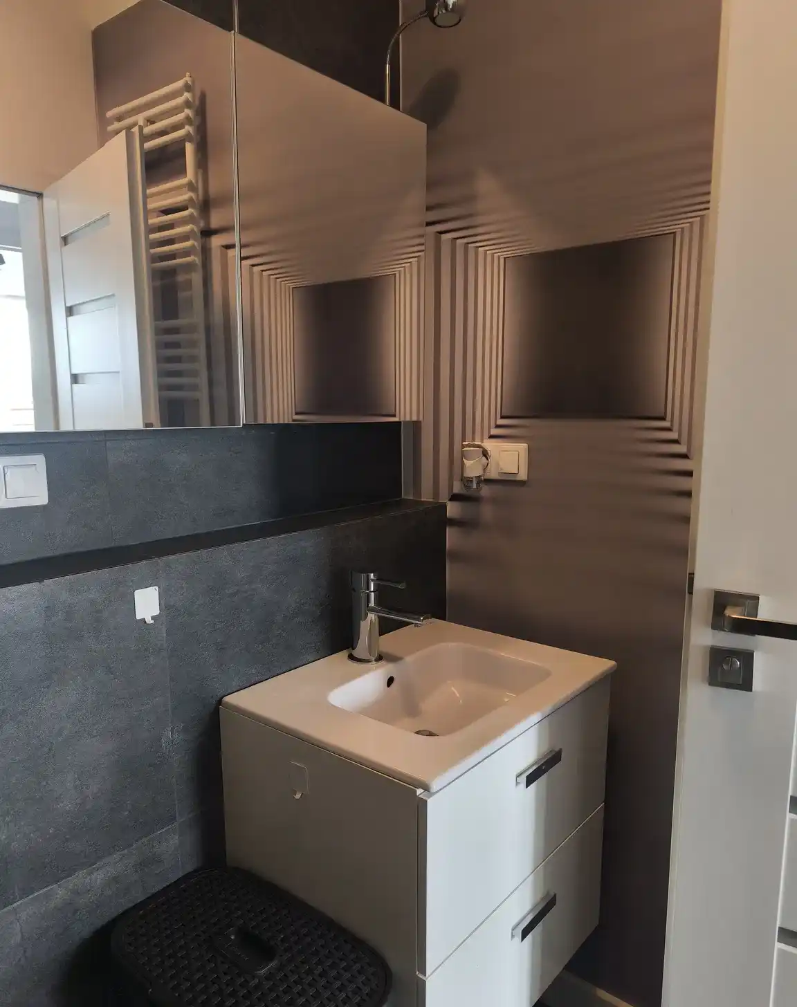 2-pokojowy apartament, w pełni wyposażony, duży balkon - piękny widok! - zdjęcie 5