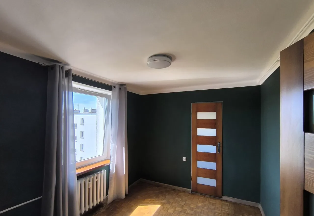 Zadbane przestronne w świetnej lokalizacji - zdjęcie 8