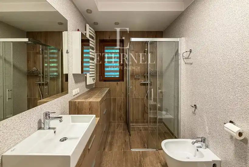 Luksusowy apartament dwupoziomowy pet friendly z klimatyzacją i TV - zdjęcie 7