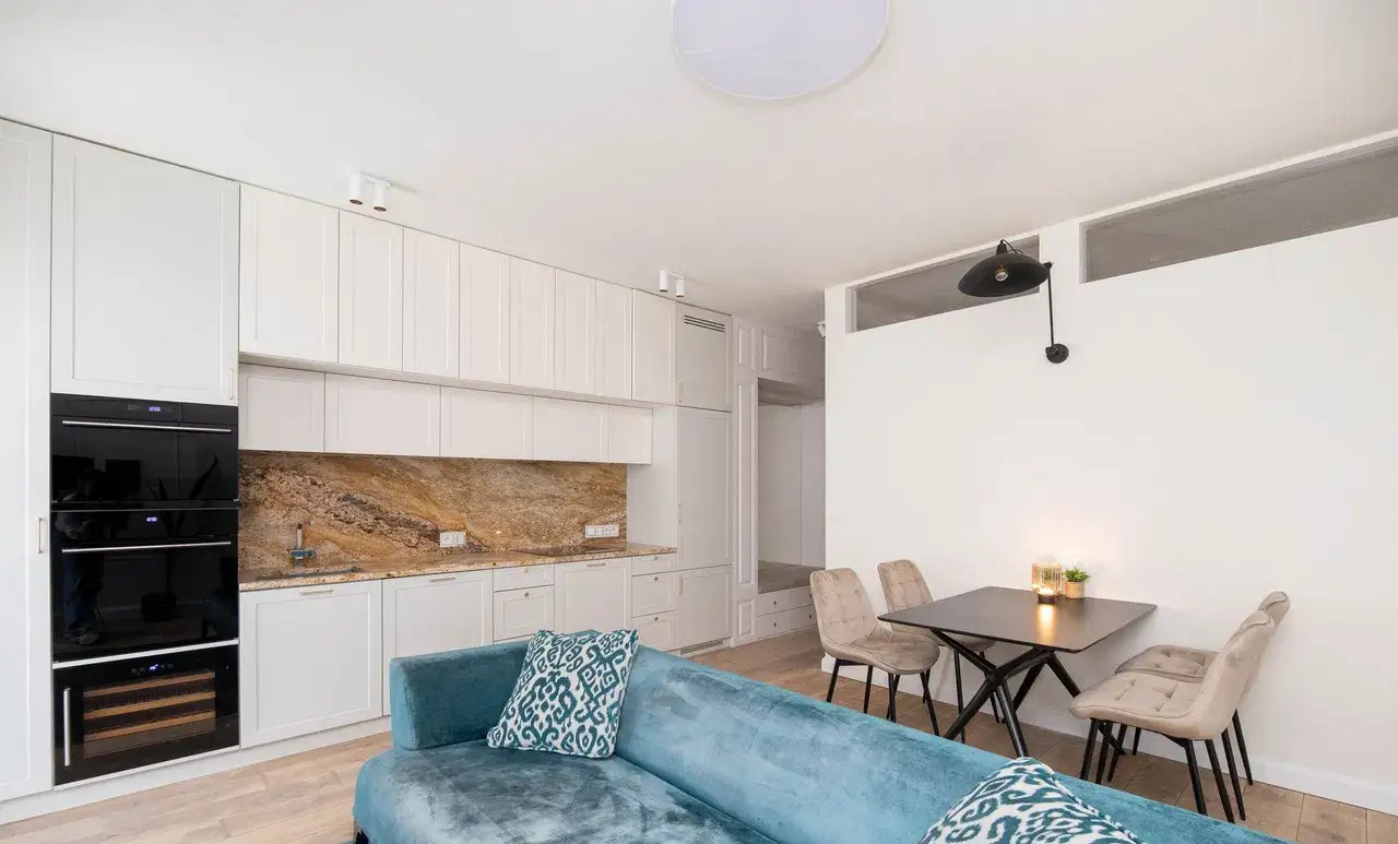 Elegancki apartament w centrum - prestiż i luksus - zdjęcie 7