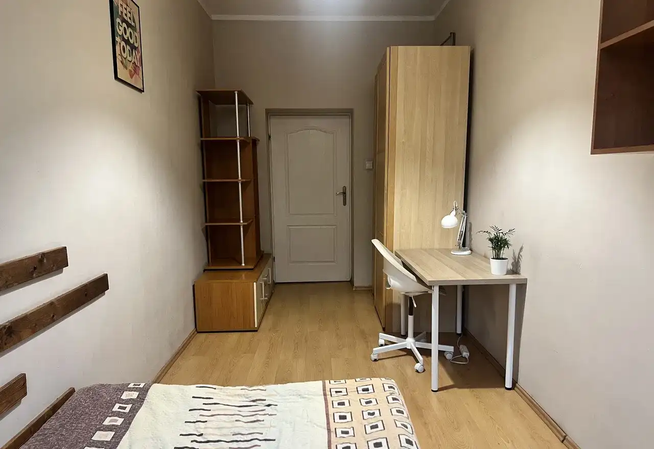 Przestrony pokoj w centrum - zdjęcie 2