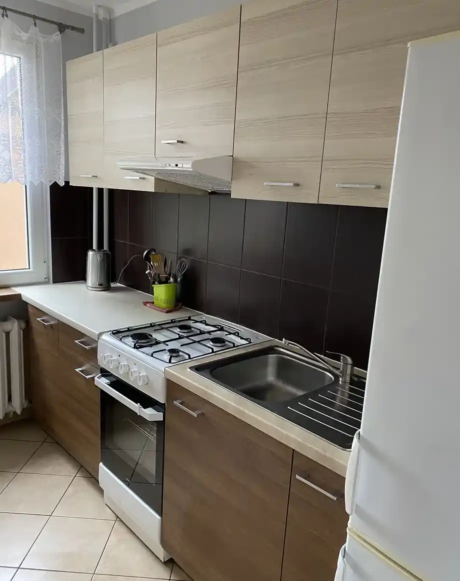 2 pokojowe mieszkanie Gdynia Śródmieście - zdjęcie 6