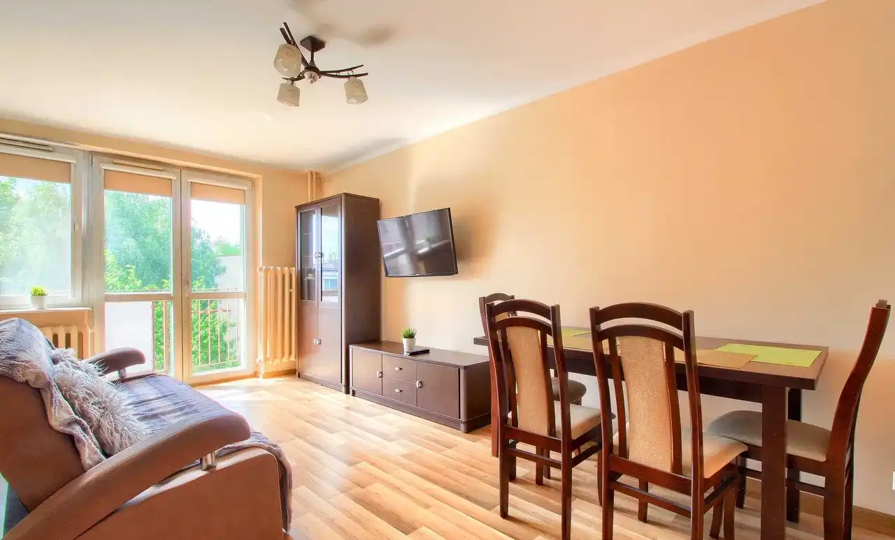 2 pokoje + BALKON | Politechnika | Piastów, CENTRUM