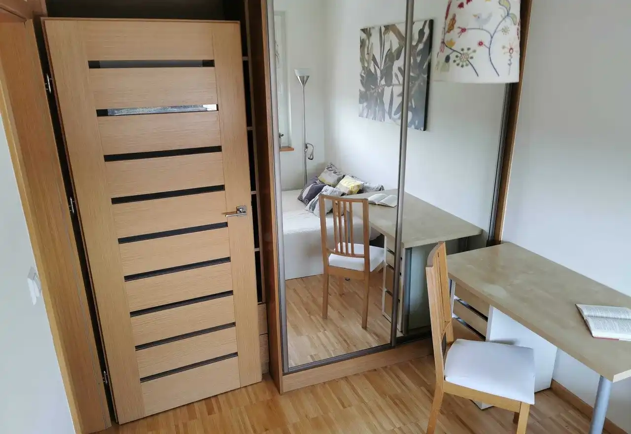Mieszkanie 2-pokojowe z panoramicznym widokiem na Wartę - zdjęcie 3