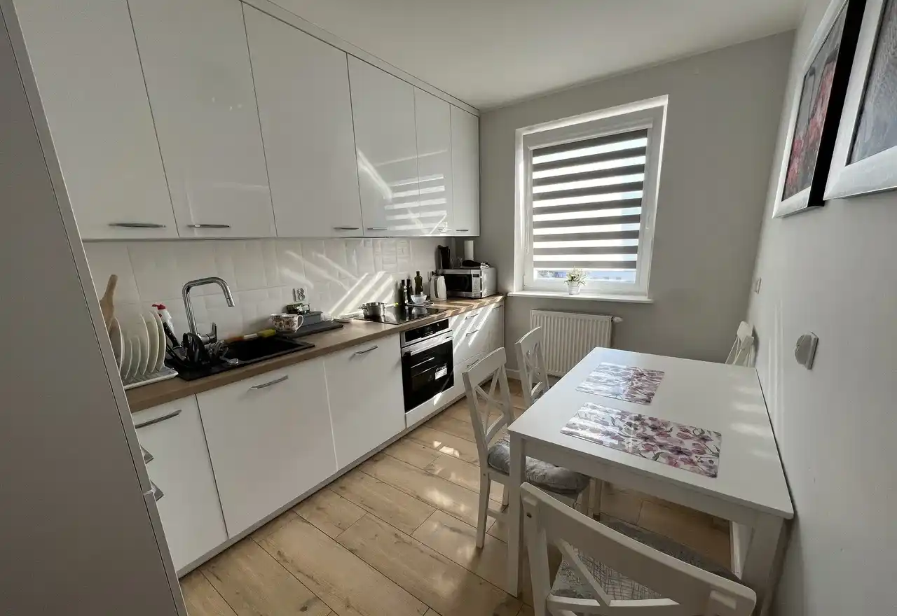 Nowoczesne 50m² w Cichym Centrum Bojar – Komfort i Styl (Budynek 2020) - zdjęcie 4