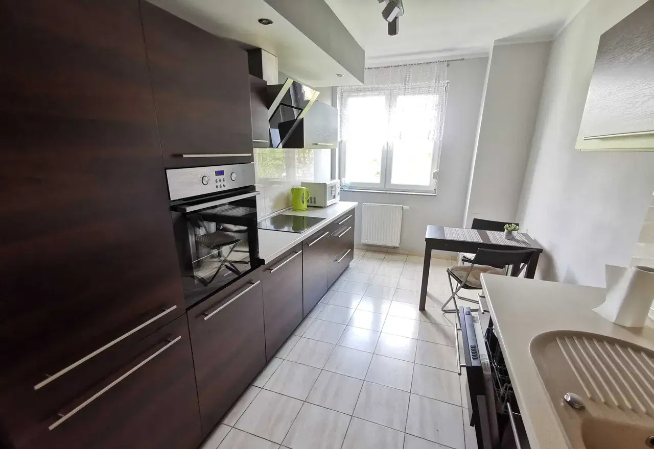 PRUDNICKA | 54 m2 | 2 pokoje + osobna kuchnia | garaż | od 01/08 - zdjęcie 6