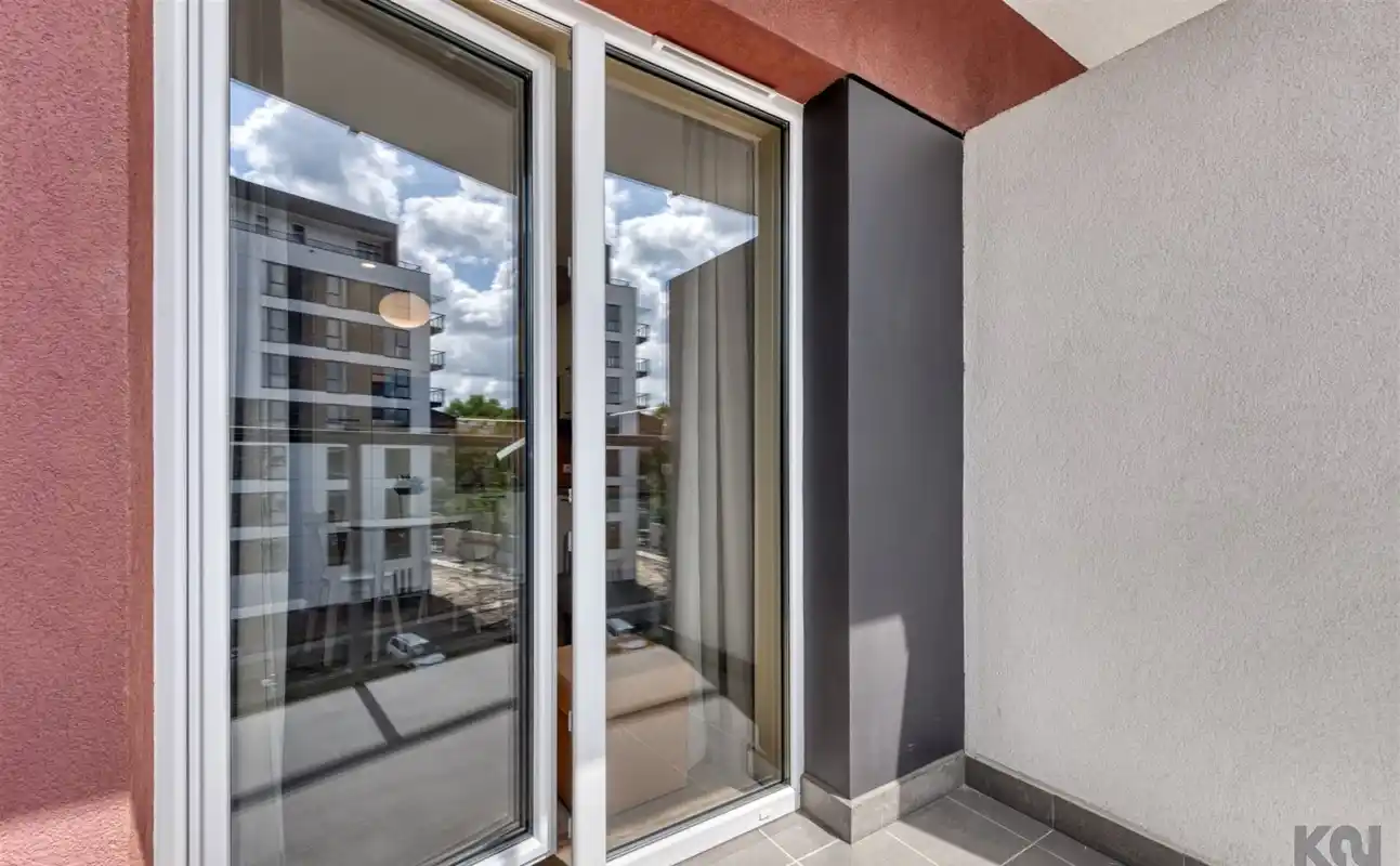 Nowoczesny apartament przy Manufakturze - zdjęcie 6