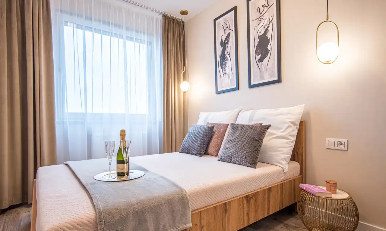BEZPOŚREDNIO 2 POKOJE | Zielony Las | Garaż Podziemny | Winda | Balkon - zdjęcie 7