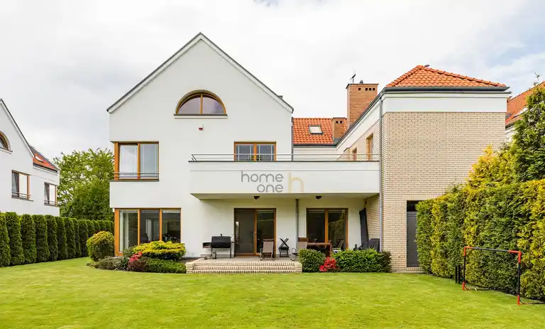 400 m² | 7 pokoi | ogród 550 m² | garaż x2 | klimatyzacja | Wilanów