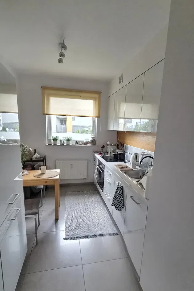 Przytulne mieszkanie z balkonem w Starym Mieście - zdjęcie 3