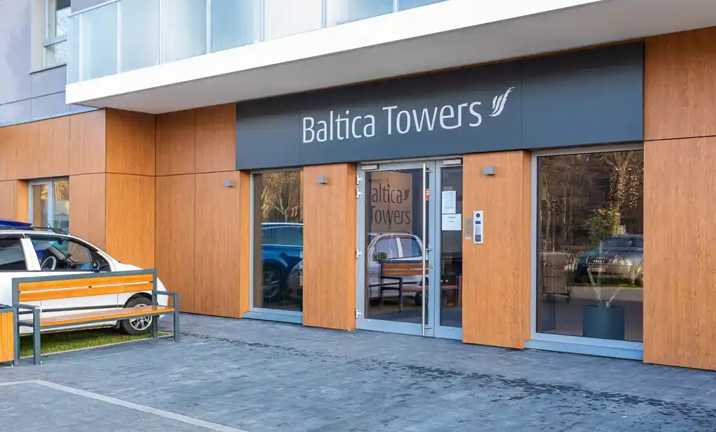 Apartament z sauną, siłownią i kortem tenisowym - zdjęcie 9
