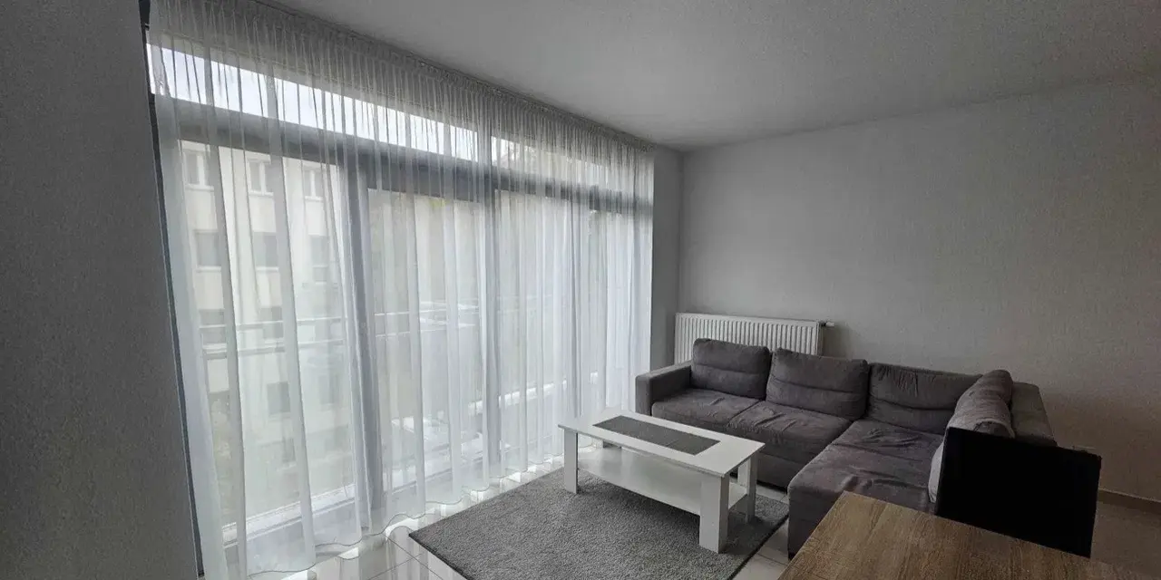 Komfortowy apartament 57 m² przy ul. Leszczyńskiego przy parku Saskim - zdjęcie 3