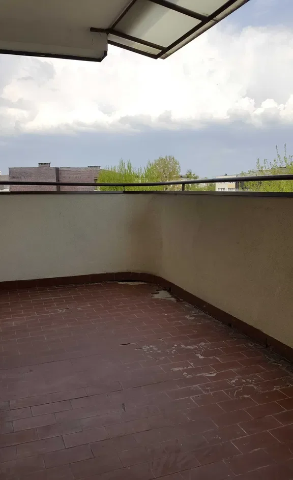 BIELANY pokój z balkonem - zdjęcie 7