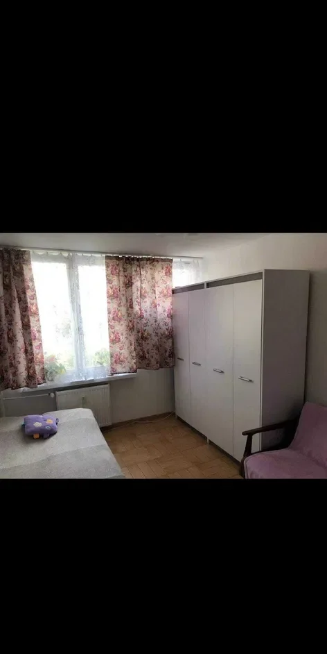2 pokoje  z osobną kuchnią Azory ul. Różyckiego - zdjęcie 2