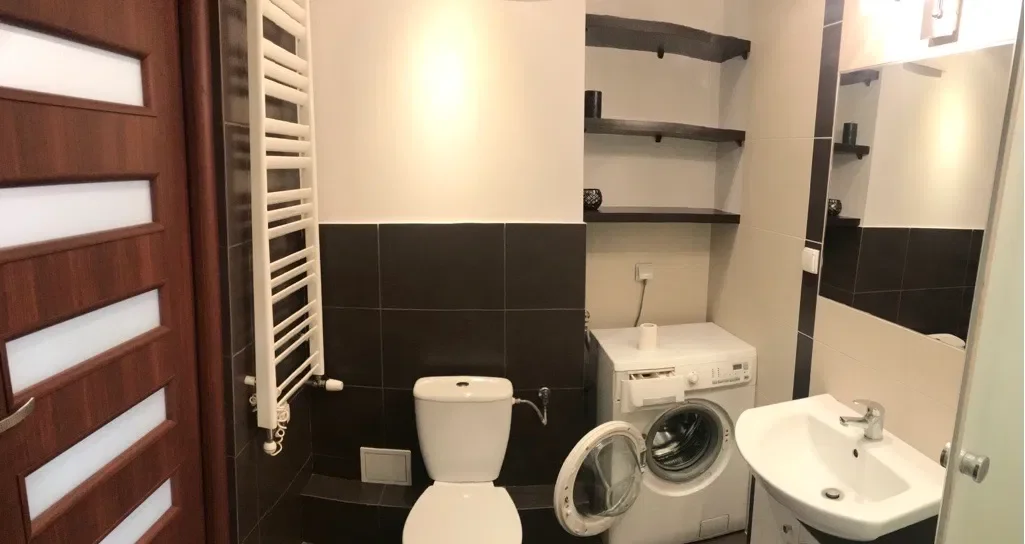 Przestronne i ciche 54 m² mieszkanie z garażem i komórką - zdjęcie 9