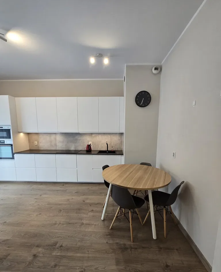 Komfortowy apartament nad Odrą – Atal Towers, ul.Sikorskiego / Centrum - zdjęcie 6