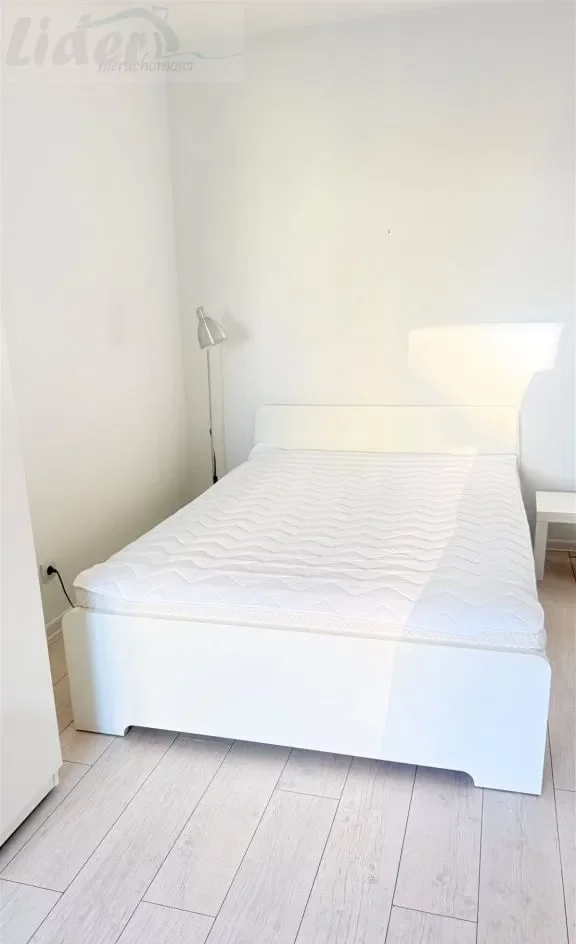 M-2 z wydzieloną sypialnią , balkon loggia - zdjęcie 6