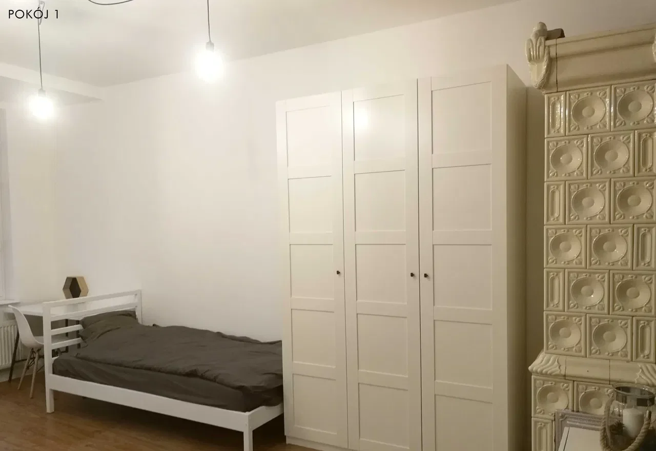 Przestronny pokój w Centrum Gdańska, Śródmieście, Stocznia, opłaty w cenie dla 1 - 1850 zł  lub 2 osób - 2250 zł - zdjęcie 2