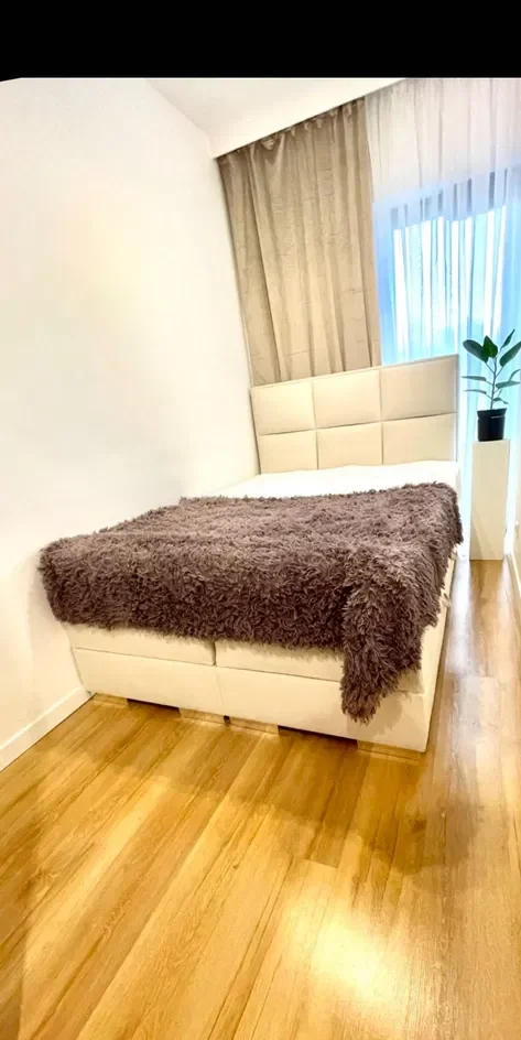 Mieszkanie z balkonem na nowoczesnym osiedlu - zdjęcie 3