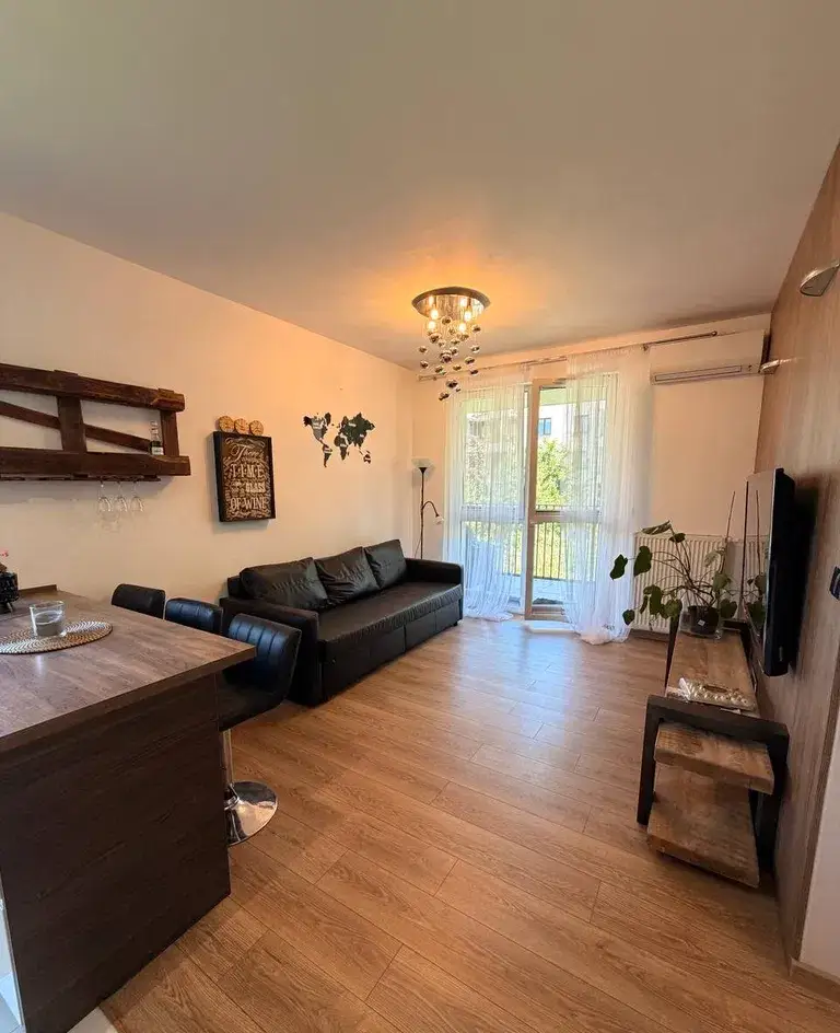 Duże 2pokojowe mieszkanie KLIMA nad jeziorem | 2 rooms flat AC lake - zdjęcie 2