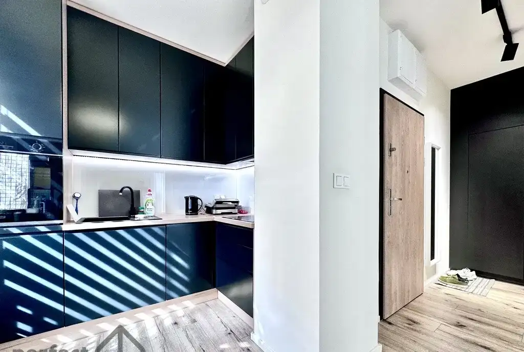 Ul. Kręta _ nowoczesne studio _ balkon _ od 02.09. - zdjęcie 7