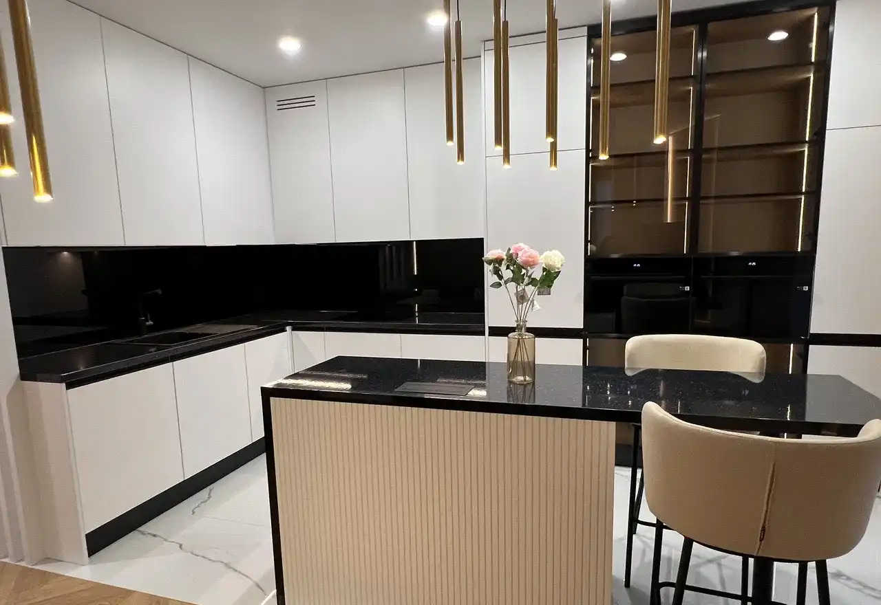 Przepiękny 2-pokojowy apartament + garaż + komórka lokatorska - zdjęcie 4
