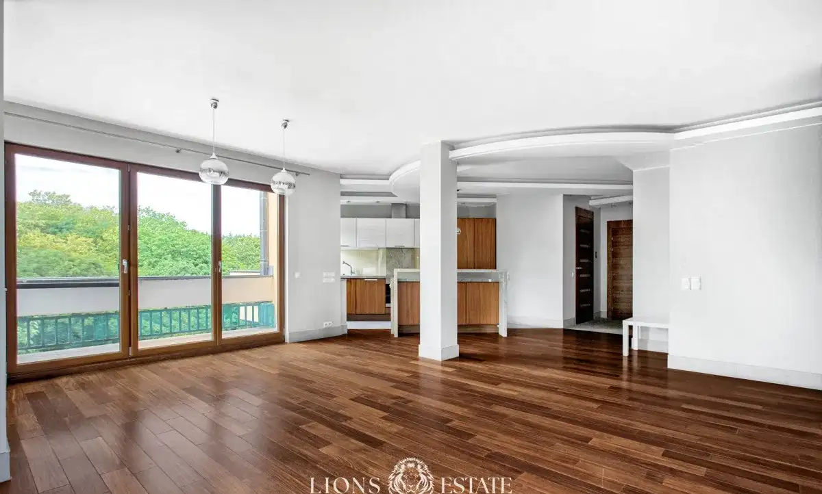 Nowoczesny apartament przy Łazienkach Królewskich w Warszawie - zdjęcie 2