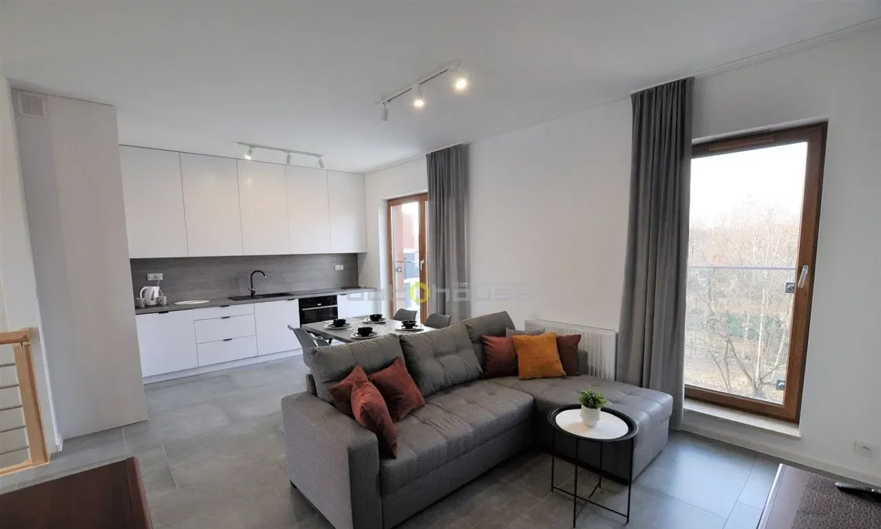 Mieszkanie, 73 m², Katowice