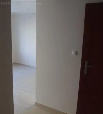 2 pokoje z balkonem, miejscem postojowym i komórką  w cenie najmu - zdjęcie 3