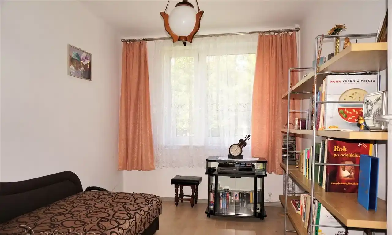 Krosno, 3 pokoje, umeblowane, 49m2 - zdjęcie 2