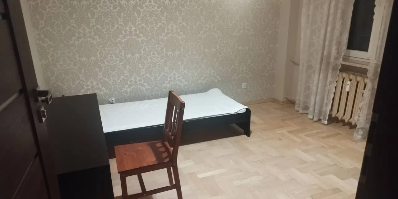 Pokój 11m2 w mieszkaniu 3 pokojowym- RUCZAJ UJ - zdjęcie 2