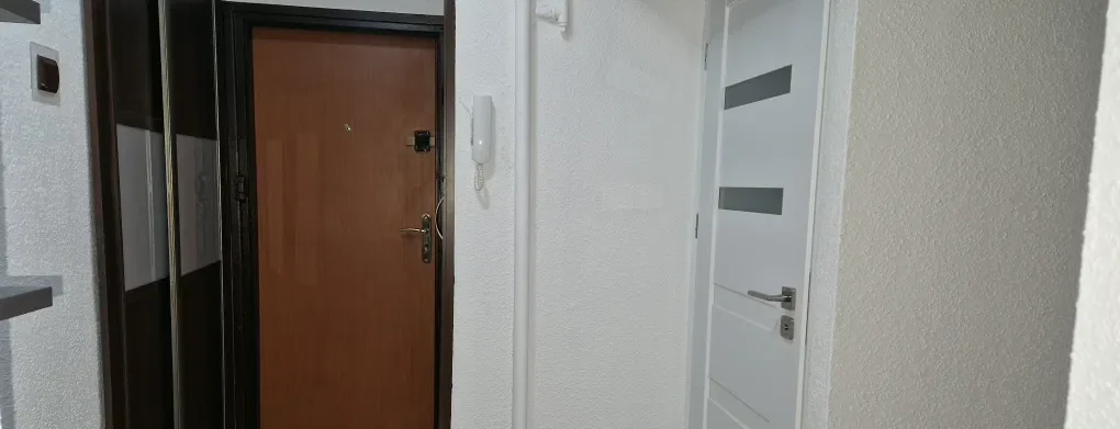 Przestronna kawalerka z dużym tarasem - zdjęcie 8