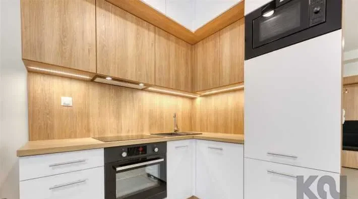 Funkcjonalny apartament przy ul. Różyckiego - zdjęcie 4