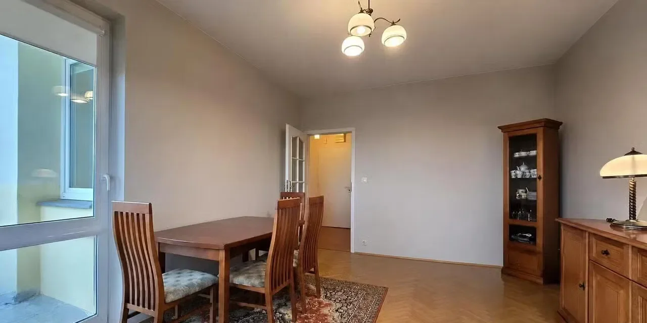 Mieszkanie 51m2, 2 pokoje, Warszawa - zdjęcie 2