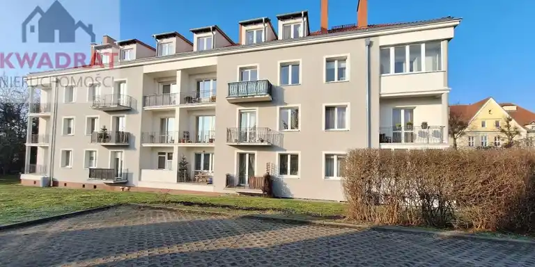Przestronna kawalerka z balkonem przy ul. Saperów - zdjęcie 8