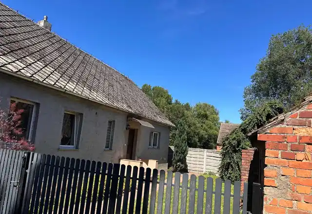 Do wynajęcia dom z pomieszczeniem gospodatczym